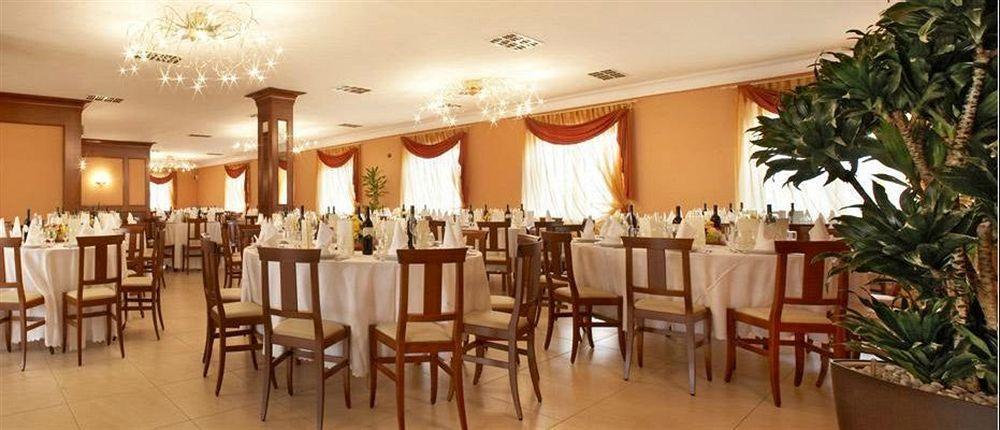 Lo Scoiattolo Piedmont Bike Hotel Pralormo Zewnętrze zdjęcie